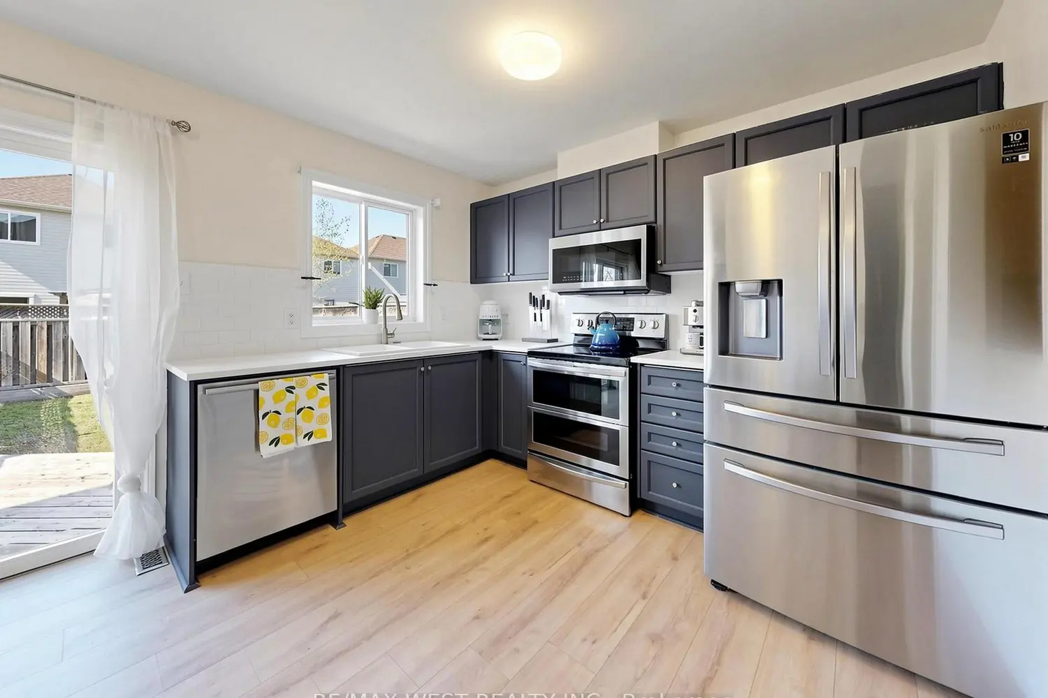 Additional image 6 of 195 Banting Crescent