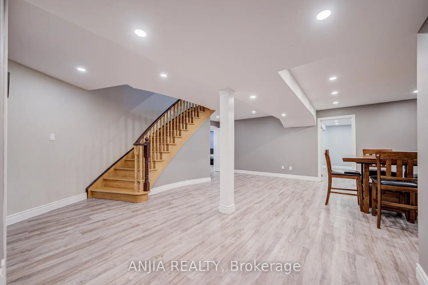 Additional image 17 of 89 Rouge Bank Drive