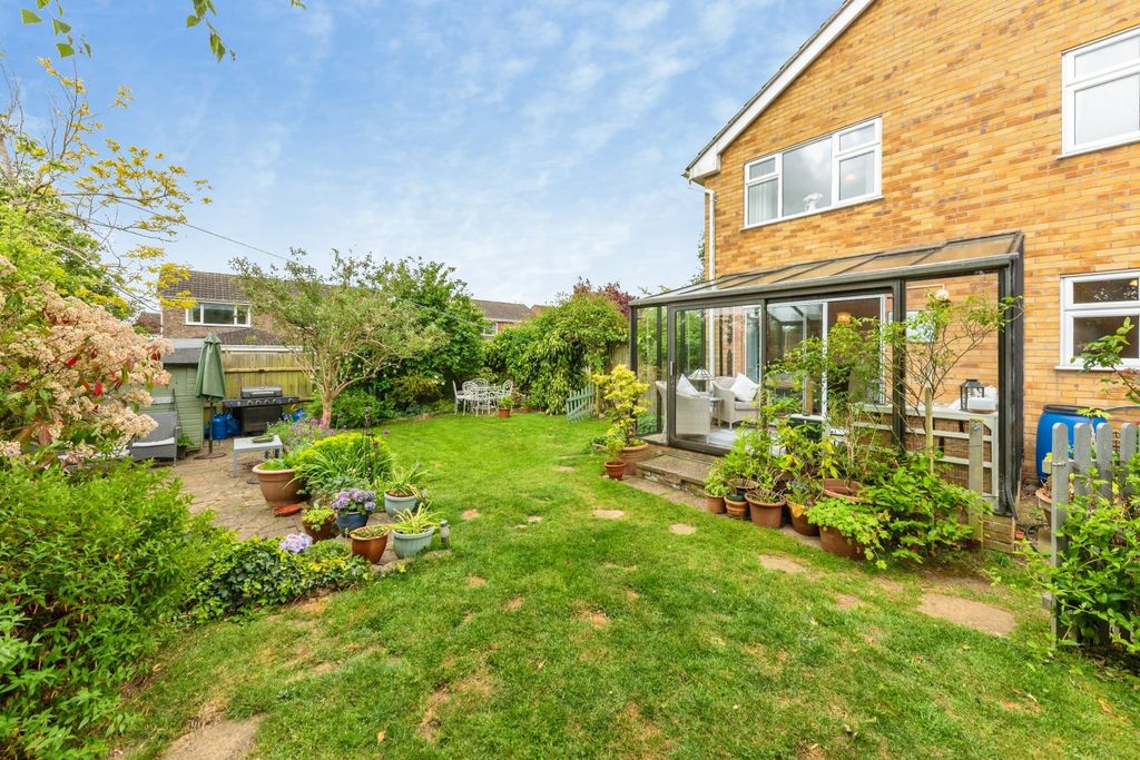 Additional image 2 of 5 bed detached house for saleMeadowdale Crescent, Grantham NG31
