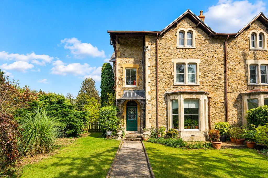 6 bed semi-detached house for saleBath Road, Frome BA11