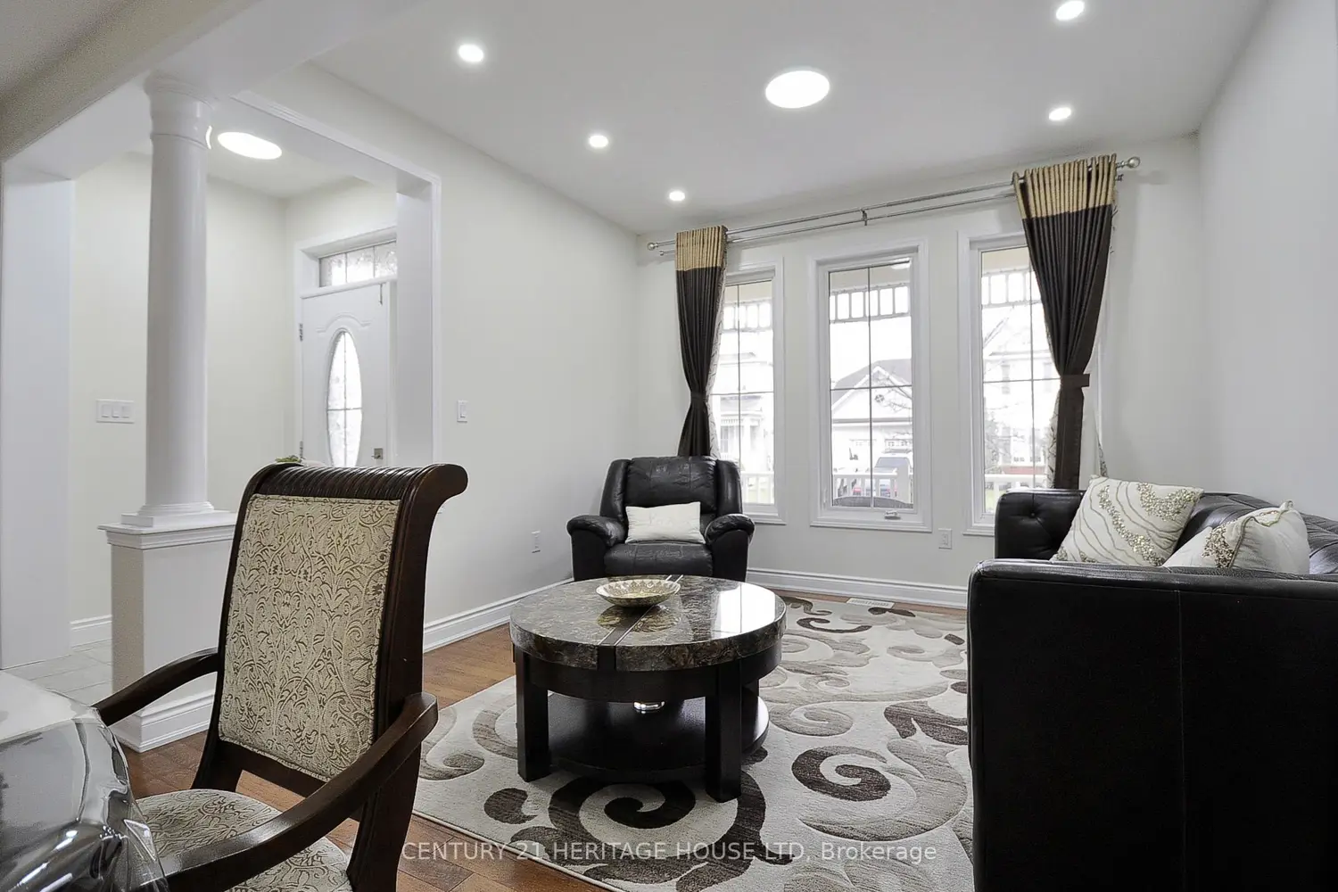 35 Dalton Drive photo 5