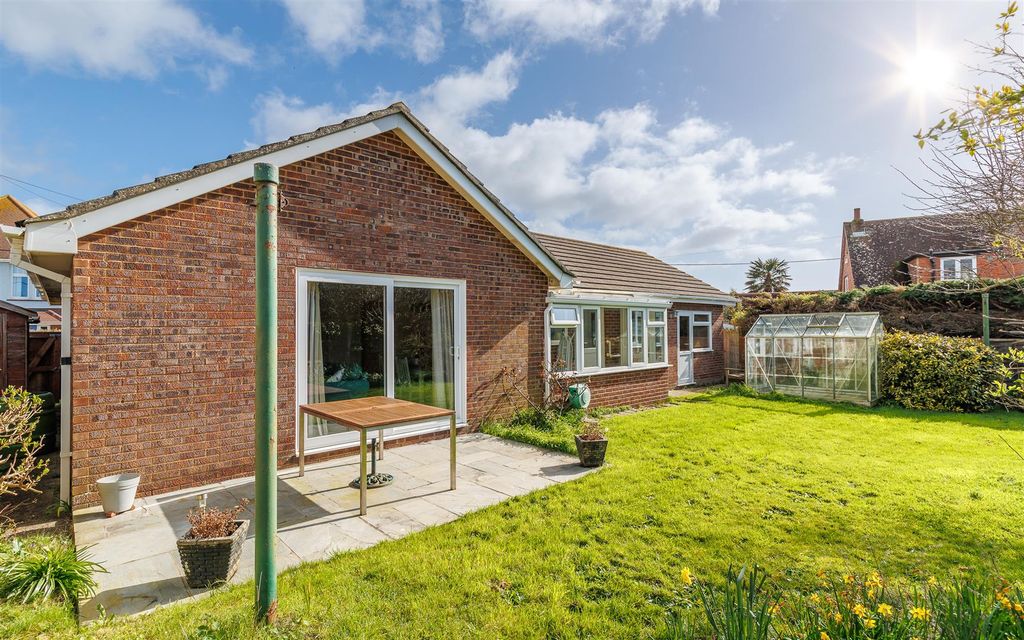 Additional image 8 of 3 bed detached bungalow for saleBay Road, Freshwater PO40