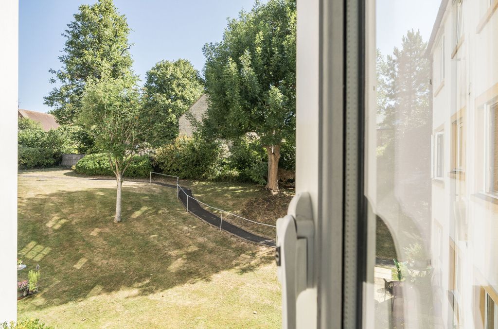Additional image 9 of 1 bed flat for saleSwan Lane, Faringdon, Oxfordshire SN7