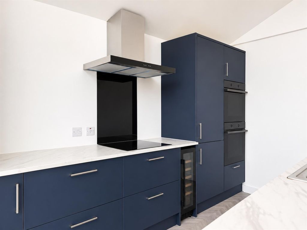 Additional image 5 of 2 bed flat for saleBridge Road, Great Yarmouth NR30
