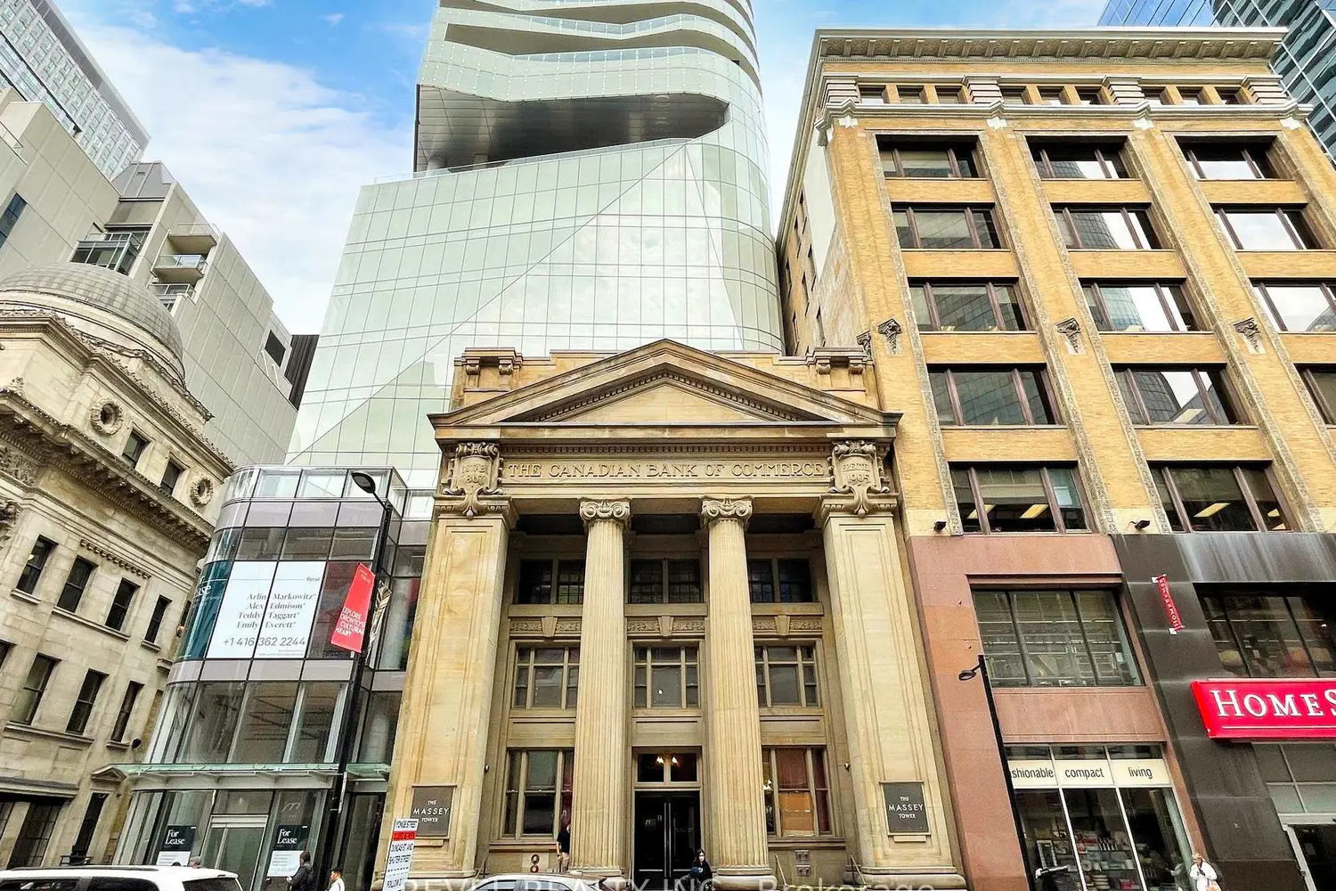 197 Yonge Street 2412