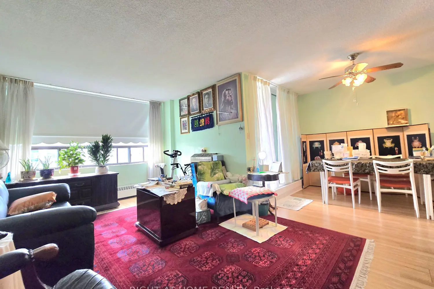 2542 Argyle Road 1106