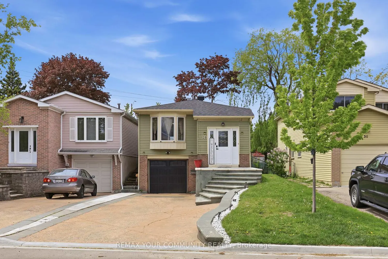 28 Snowshoe Crescent