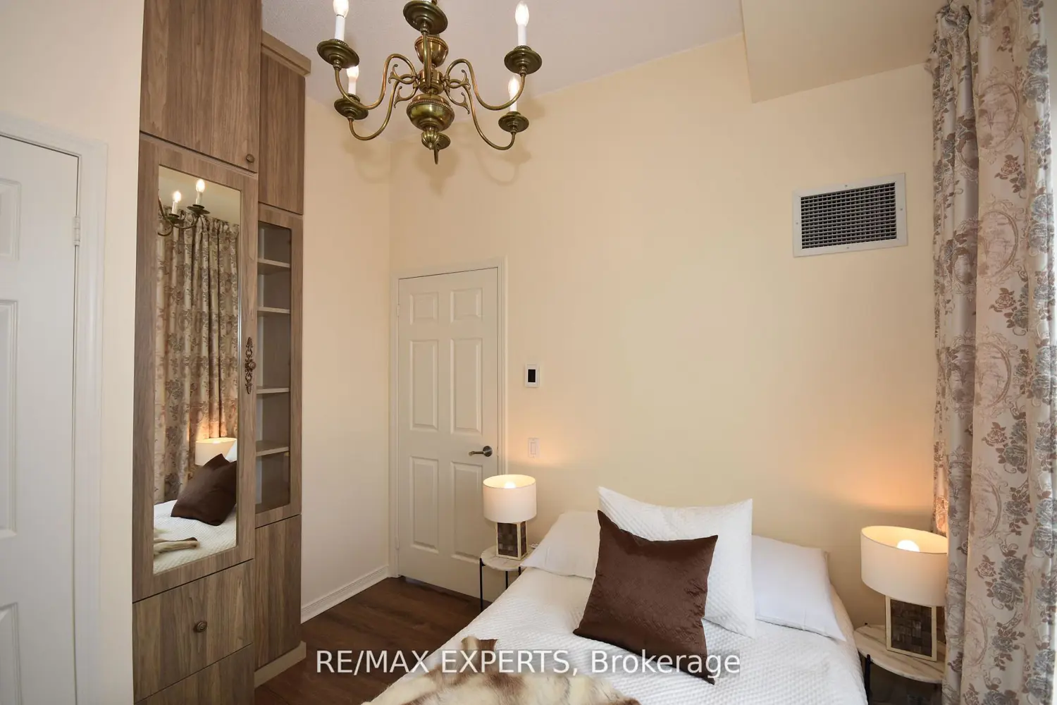 Additional image 14 of 481 Rosewell Avenue 506