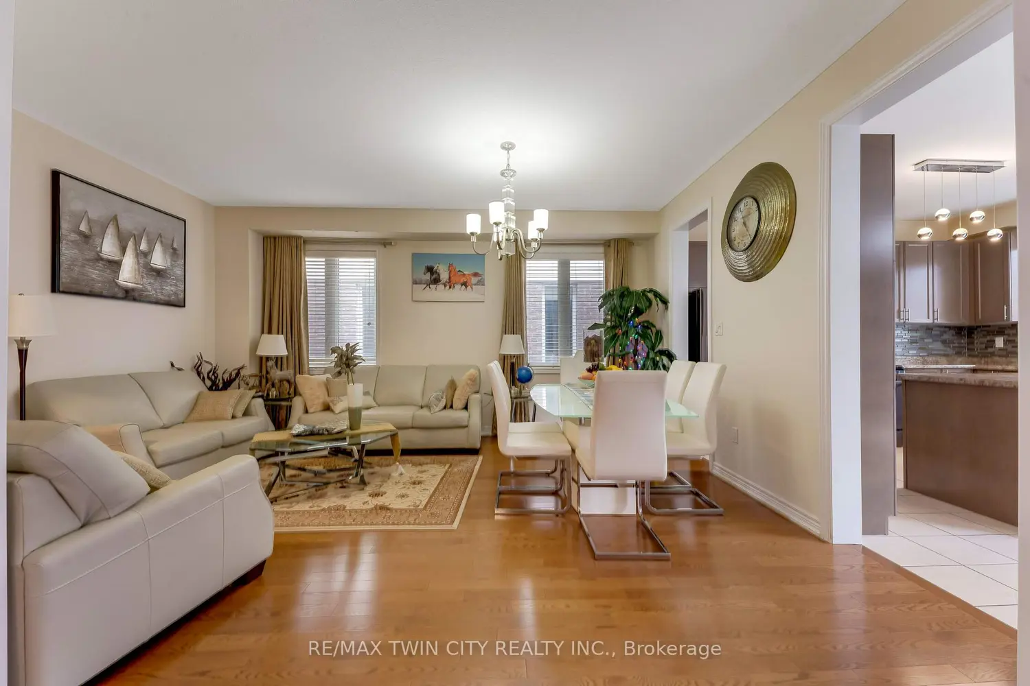 667 Linden Drive photo 3