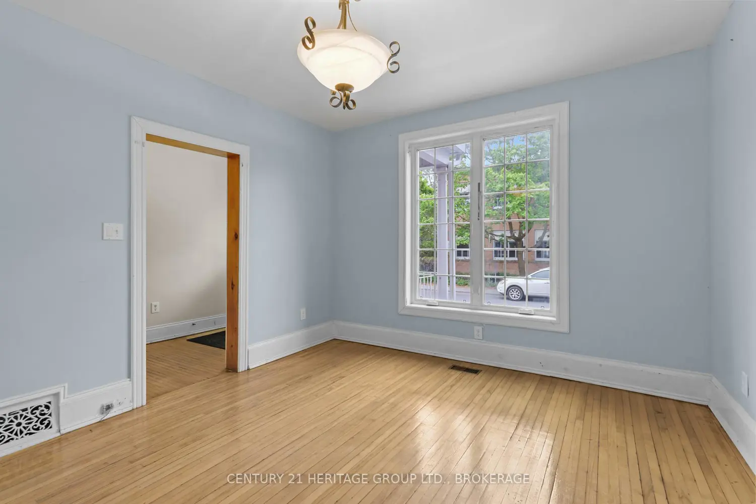 244 Sydenham Street photo 3
