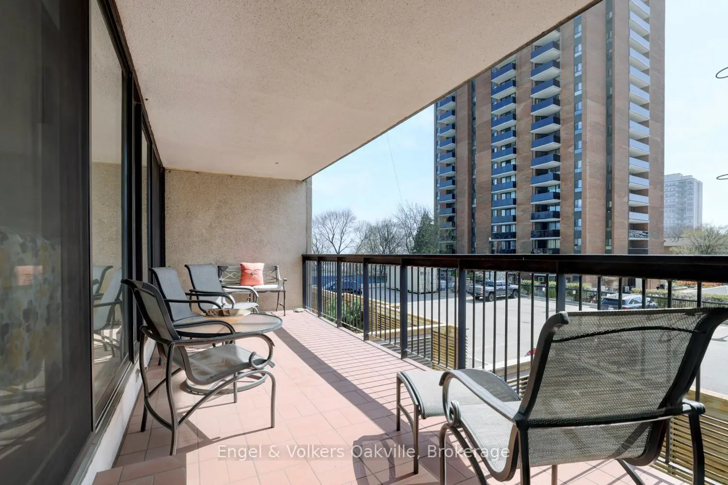 Additional image 10 of 2180 Marine Drive 205