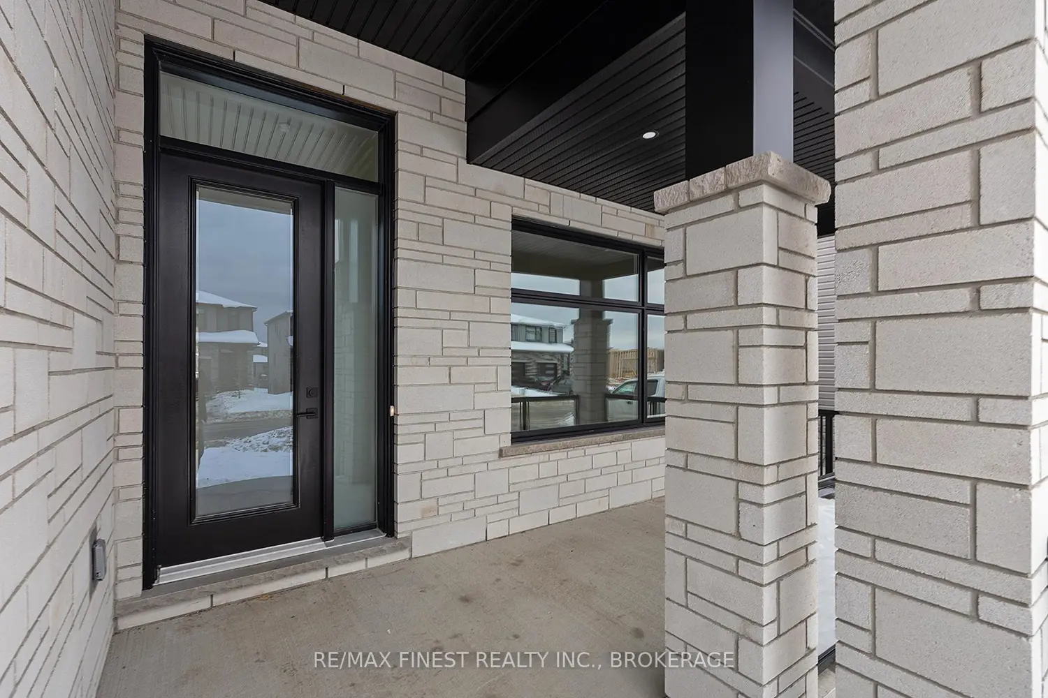 1368 Woodfield Crescent Lot E16 photo 2