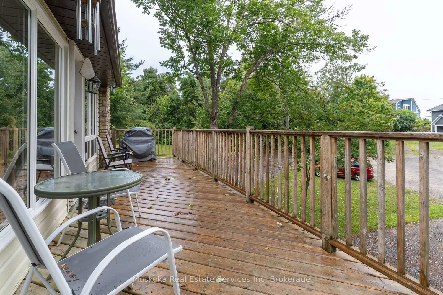 250 Wapaska Crescent photo 4