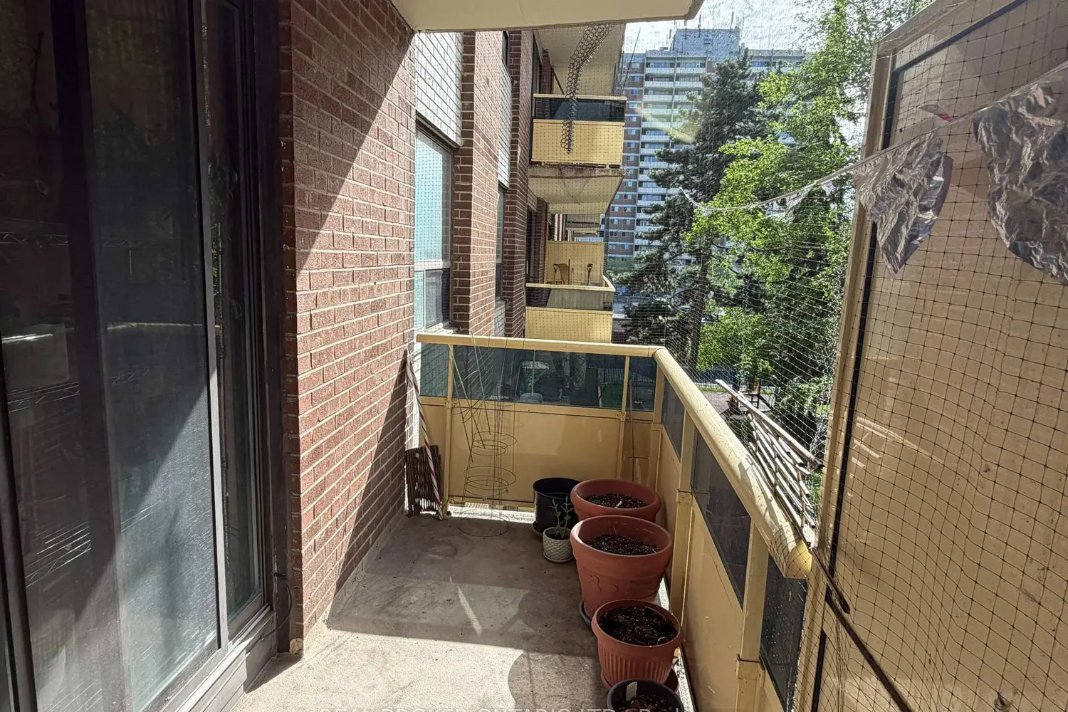 Additional image 13 of 921 Midland Avenue 306