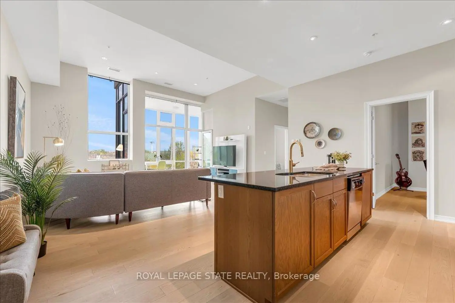 50 Murray Street 301