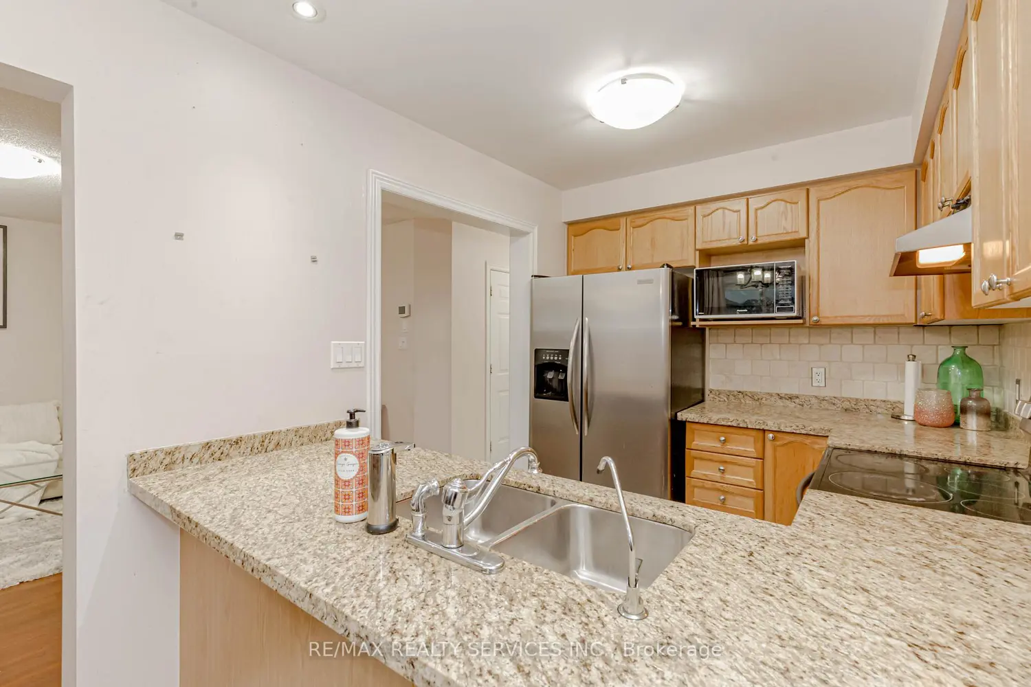Additional image 10 of 3120 Highbourne Crescent