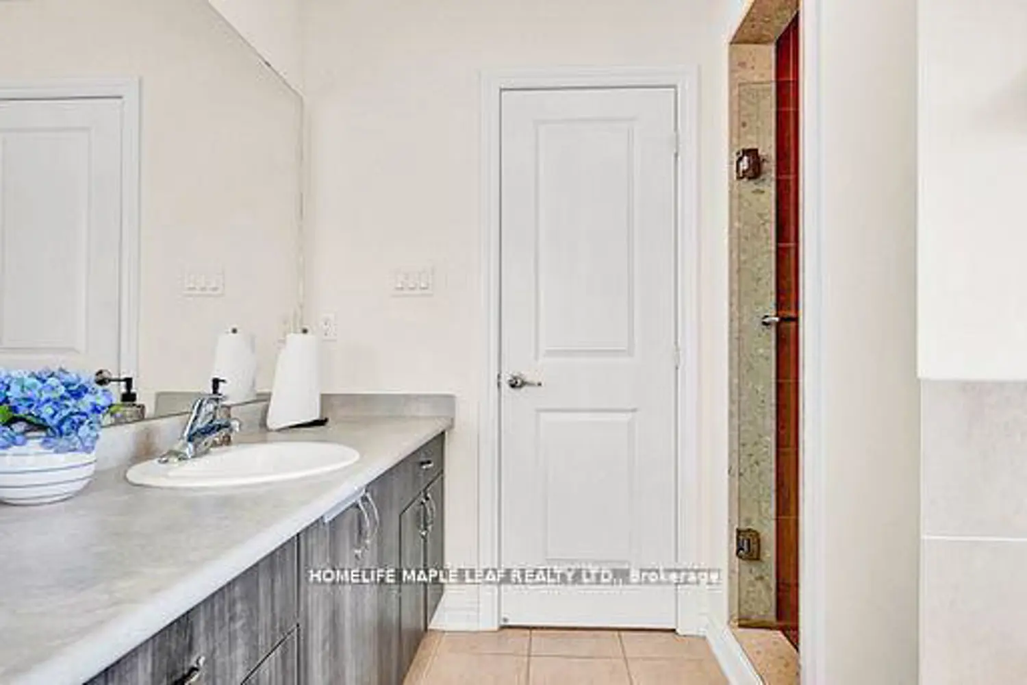 Additional image 12 of 301 Moody Street
