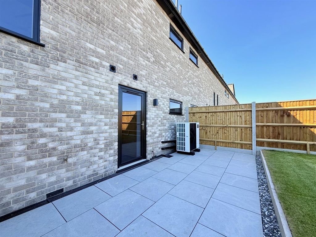 Additional image 19 of 4 bed terraced house for saleTarworks Road, Great Yarmouth NR30