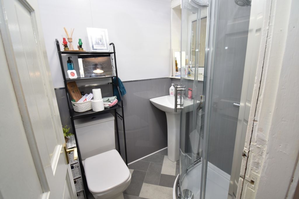 Additional image 9 of 4 bed terraced house for saleAuchmead Road, Greenock PA16