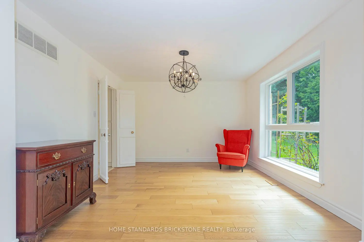 Additional image 4 of 27 Proudbank Millway 50