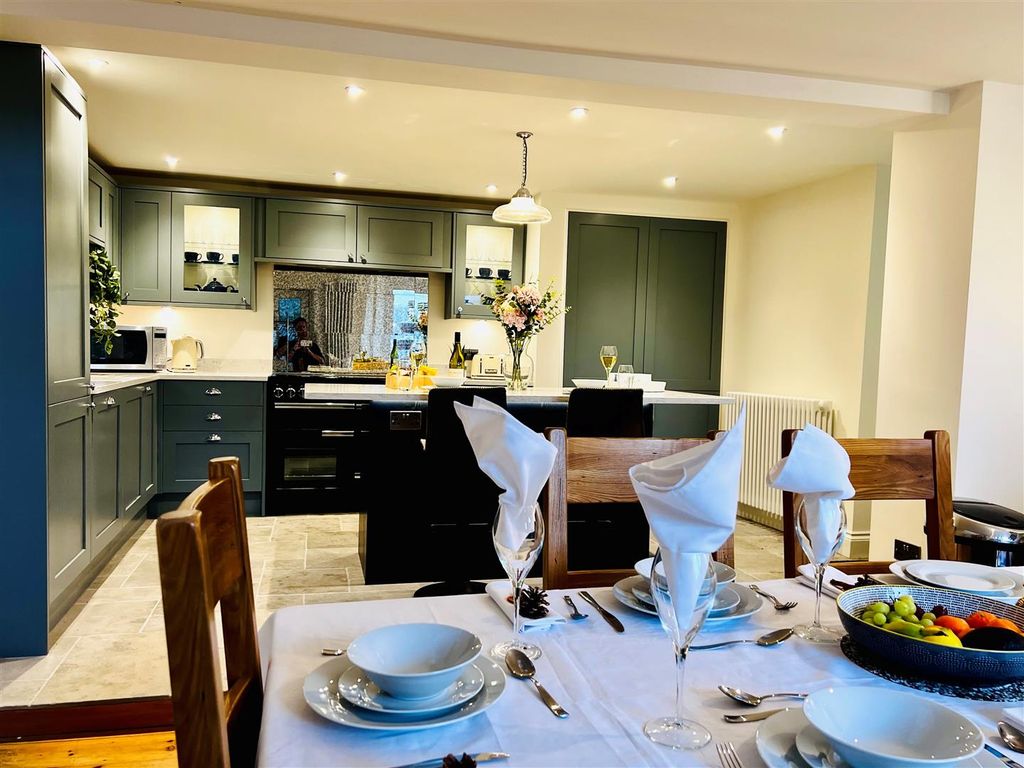Additional image 7 of 4 bed town house for saleDaglands Road, Fowey PL23