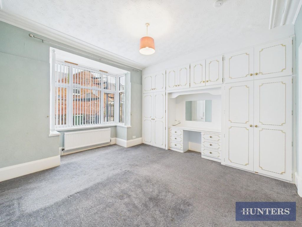 1 bed flat for saleStation Avenue, Filey YO14 photo 3