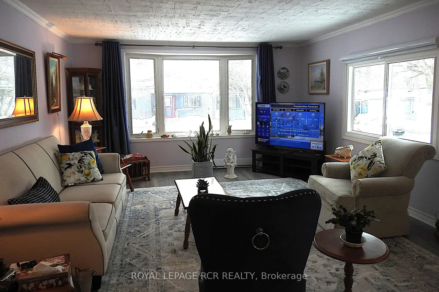 8 Claremont Crescent photo 4
