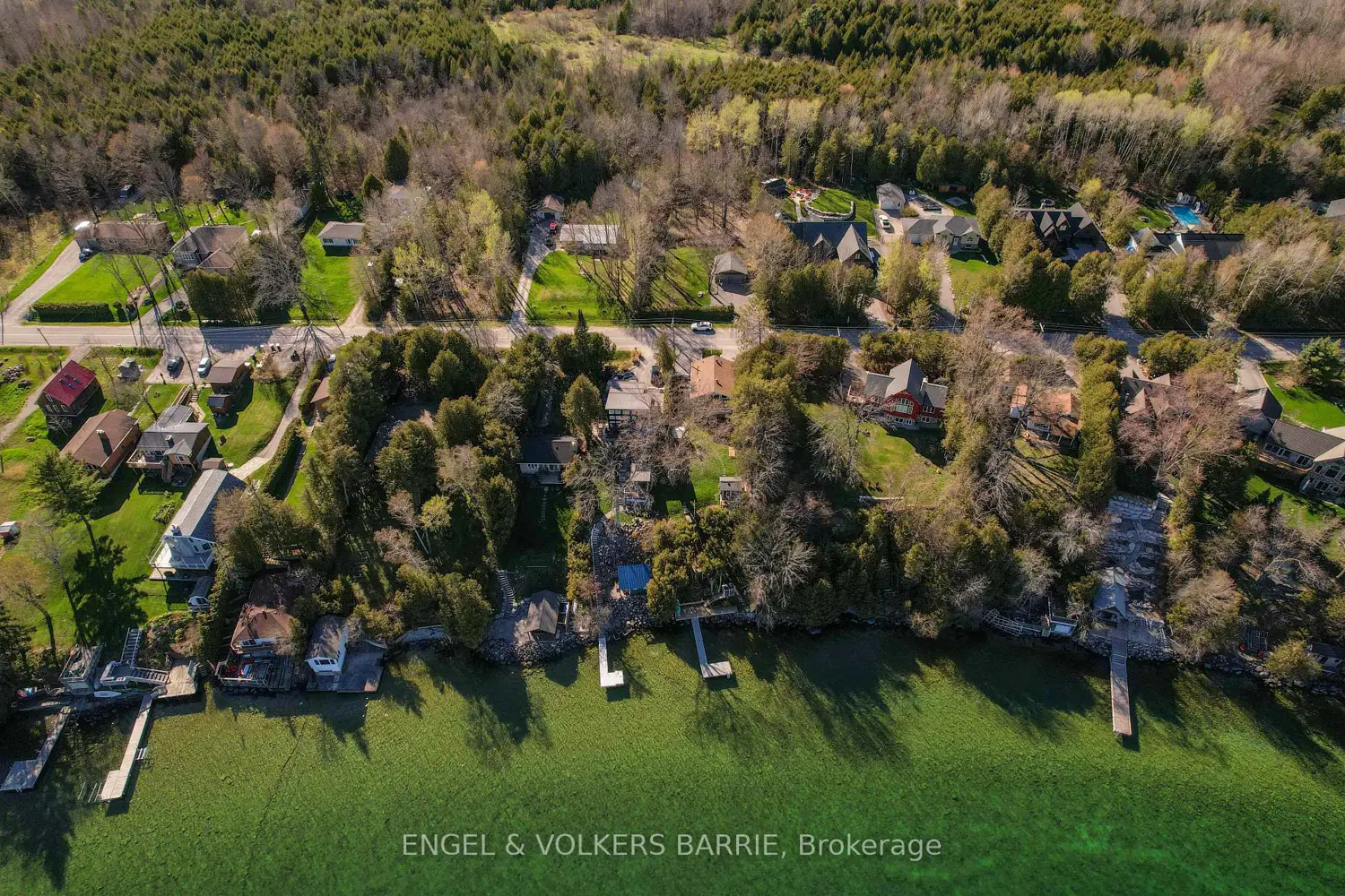 2371 Lakeshore Road photo 3