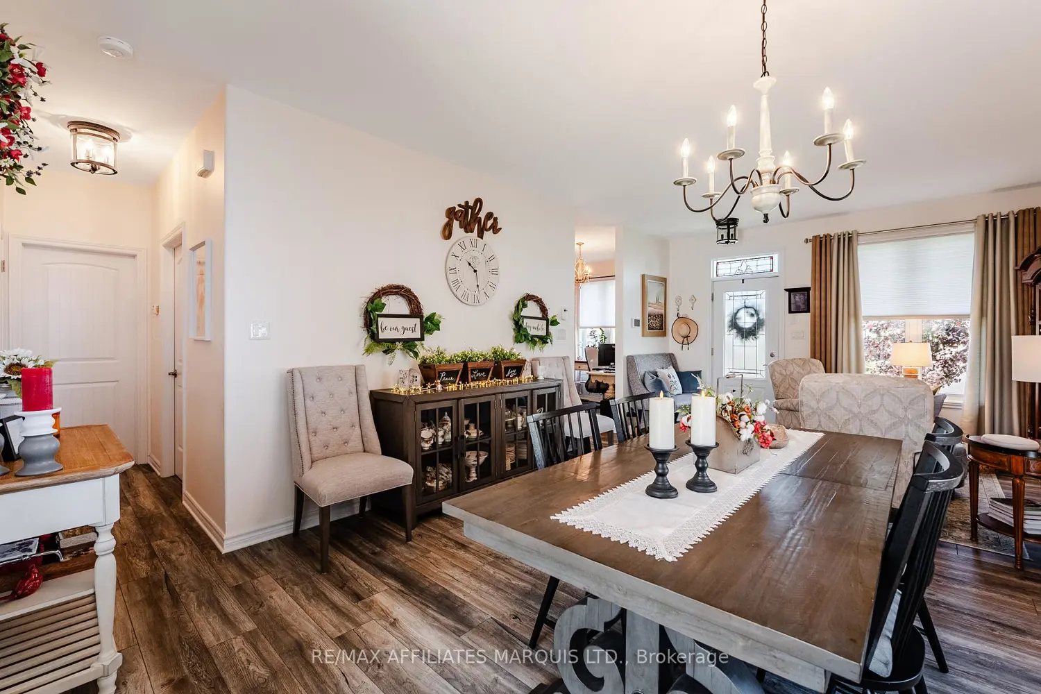 37 Eleanor Drive photo 3