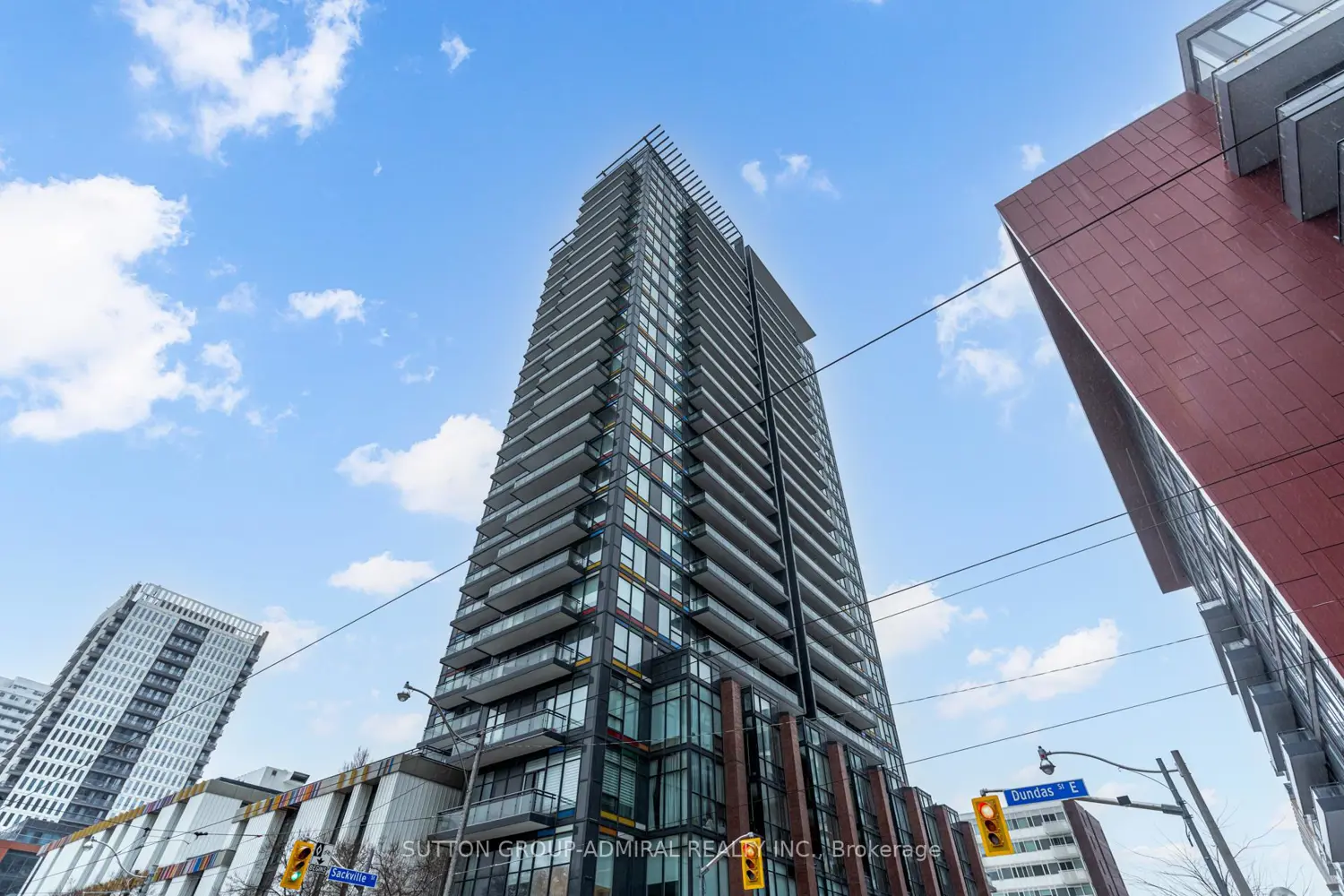 225 Sackville Street Ph2606