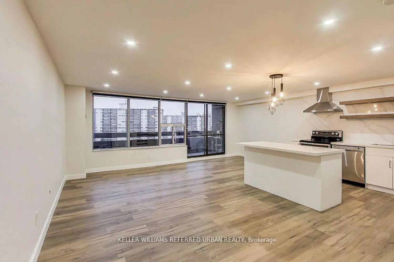 11 Wincott Drive 1215