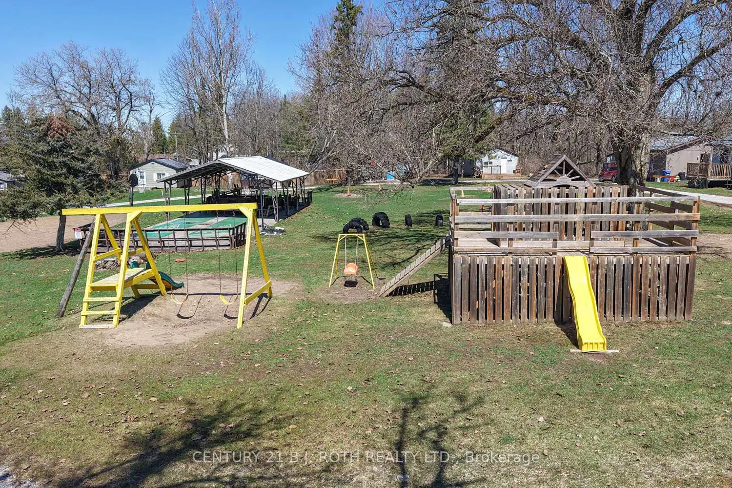 Additional image 11 of 230 - 1 Lake Dalrymple Road 1