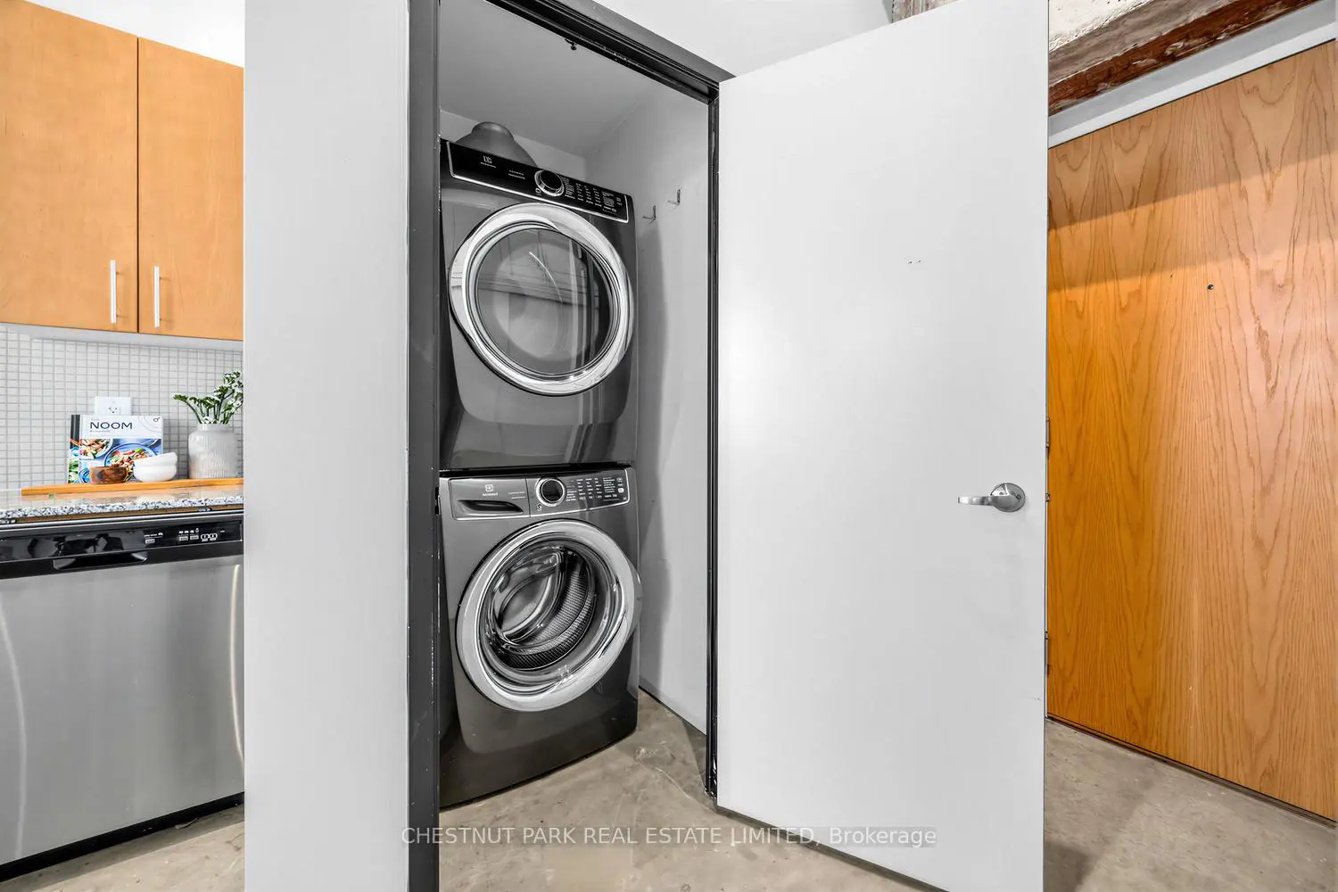 Additional image 7 of 363 Sorauren Avenue 301