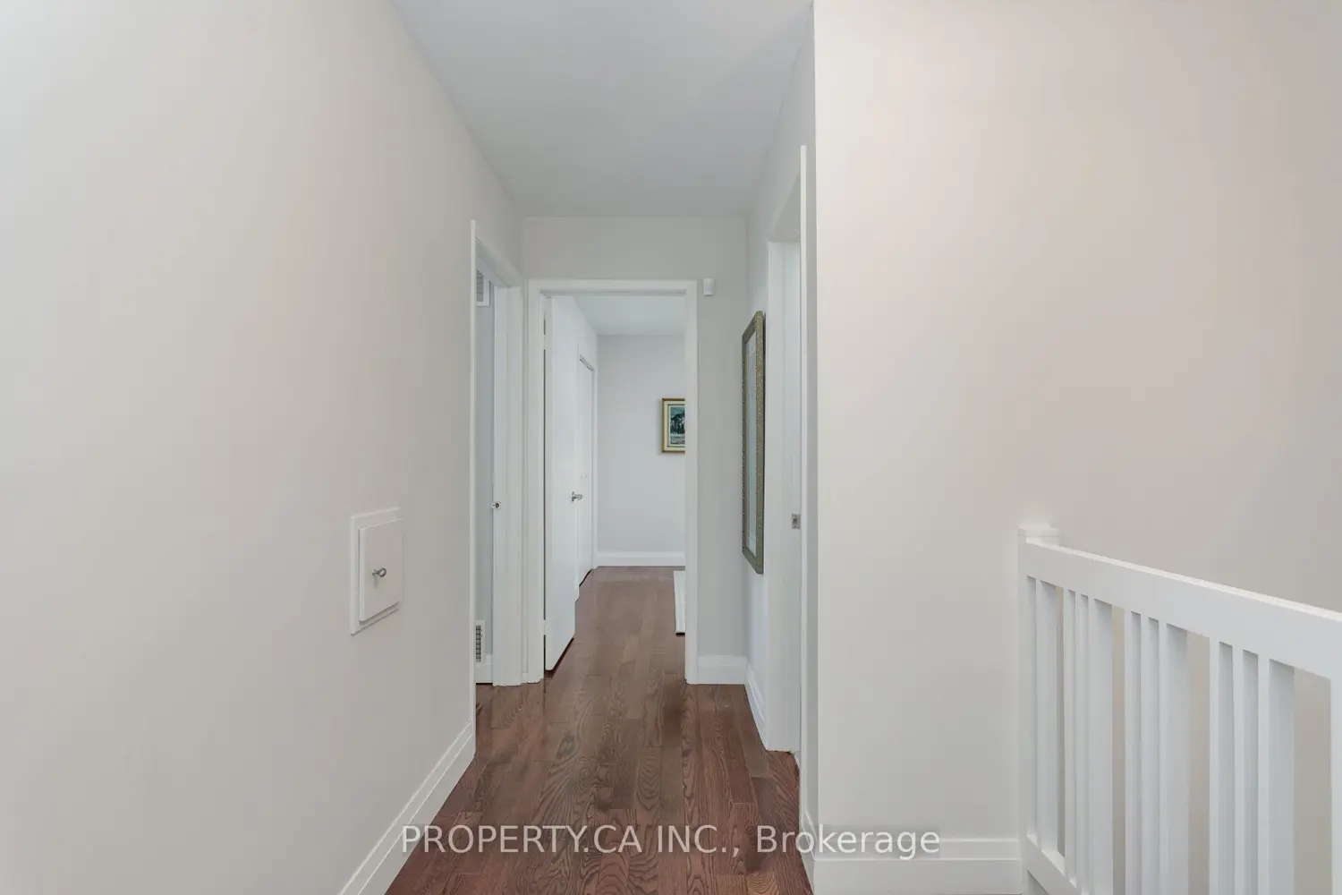 Additional image 11 of 32 Crimson Millway