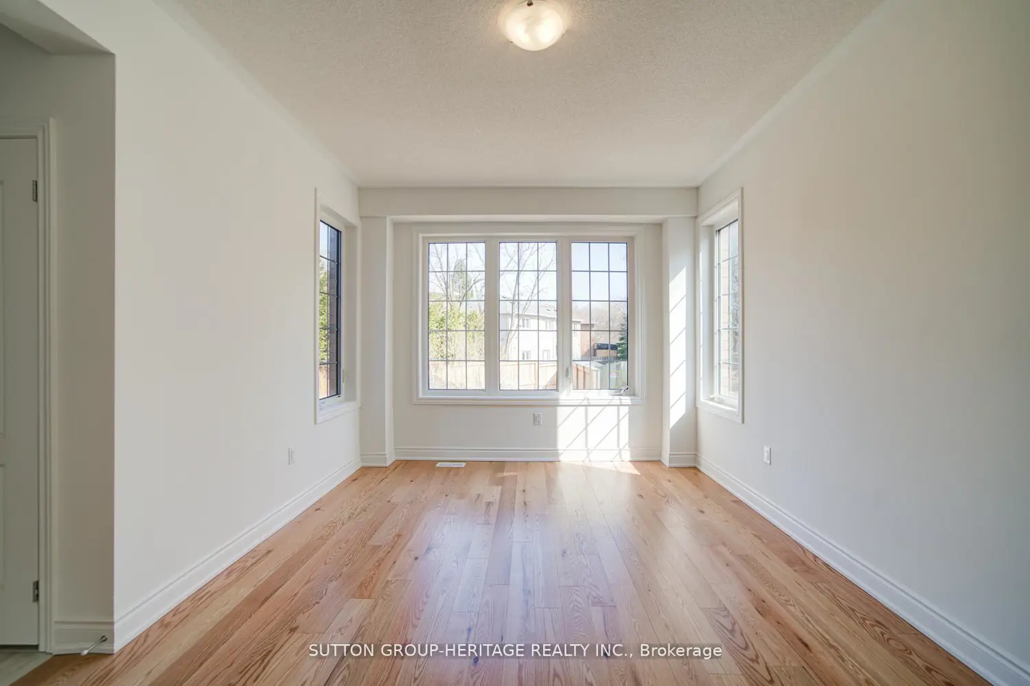 Additional image 10 of 21 Deer Creek Court