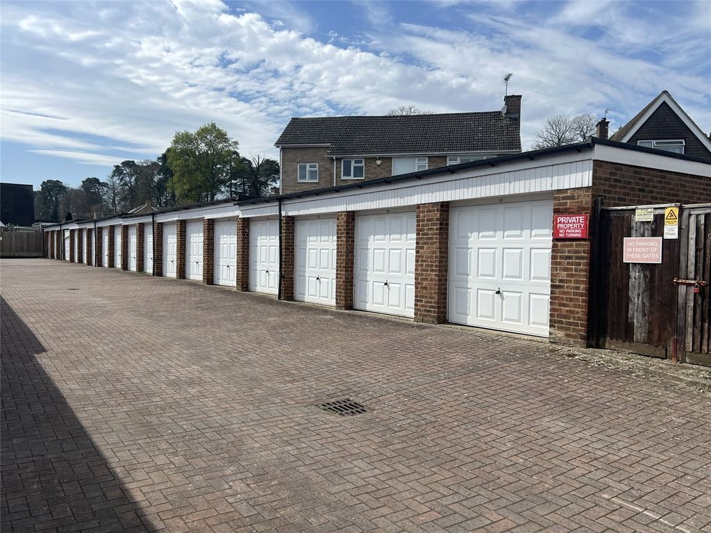 Additional image 7 of 2 bed flat for saleCranbrook Court, Fleet, Hampshire GU51