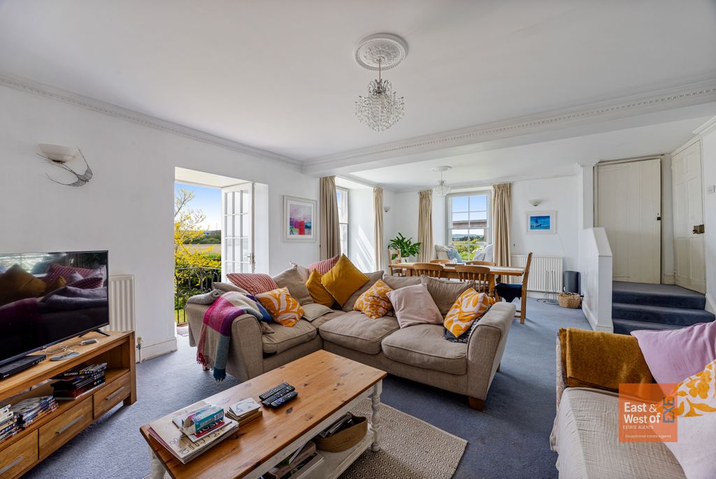 Additional image 4 of 5 bed flat for saleThe Retreat Drive, Topsham, Exeter EX3