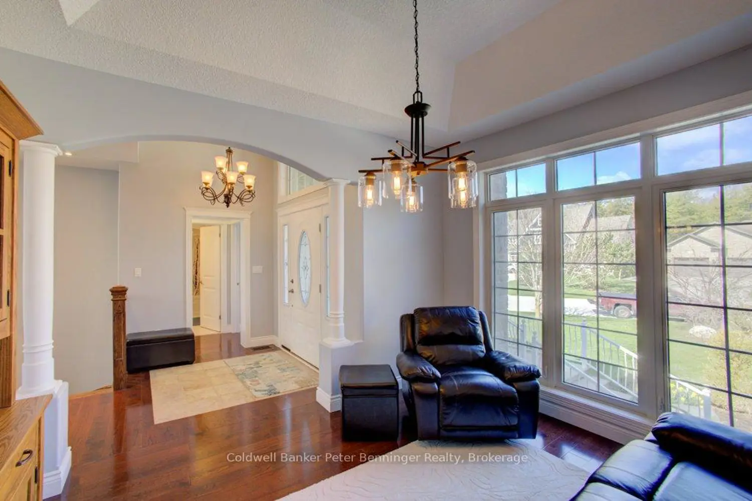 196 Birchwood Avenue photo 4
