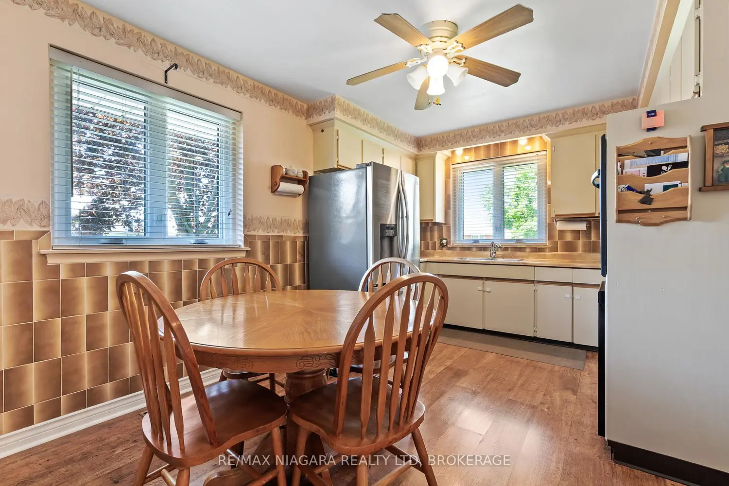 17 Sheba Crescent photo 5