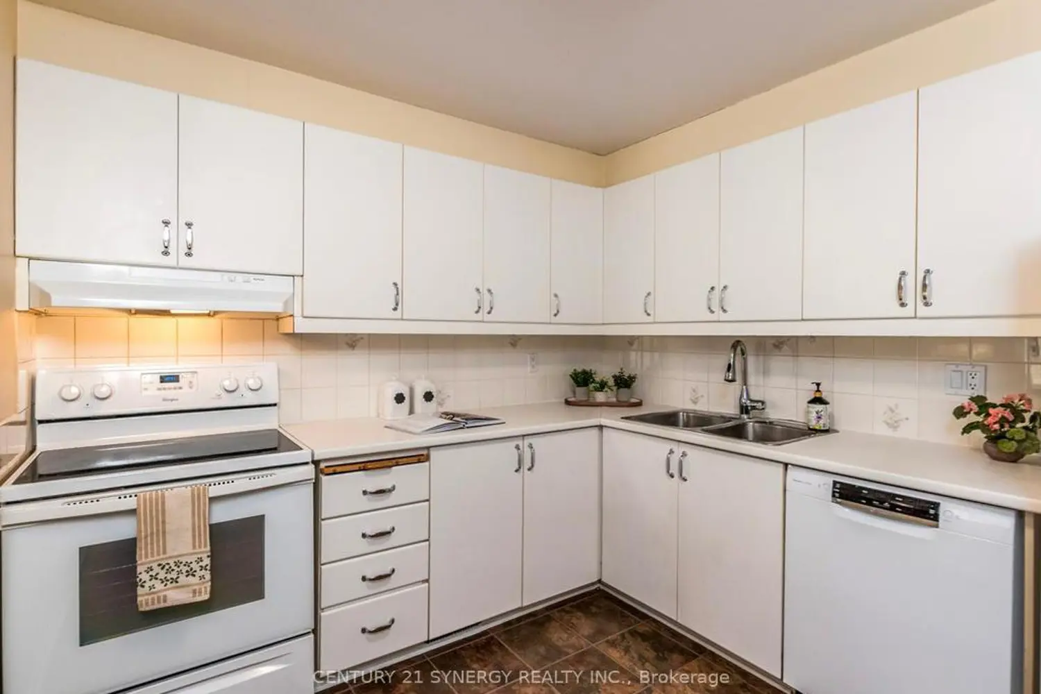 Additional image 7 of 22C Maple Ridge Crescent 80