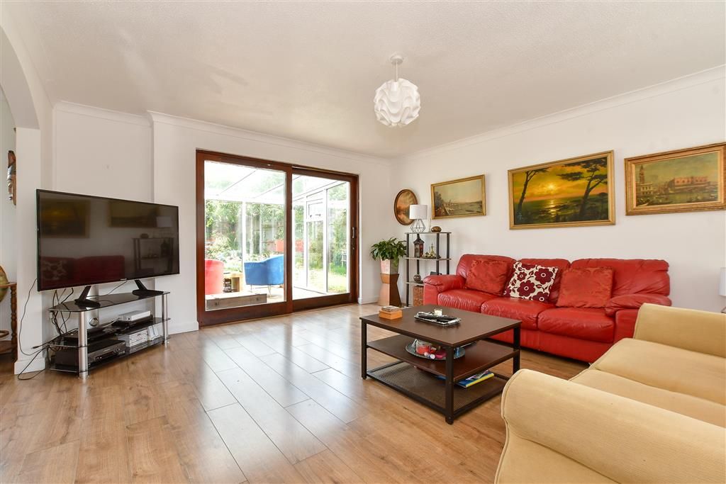 Additional image 8 of 3 bed detached bungalow for saleMadeira Lane, Freshwater, Isle Of Wight PO40