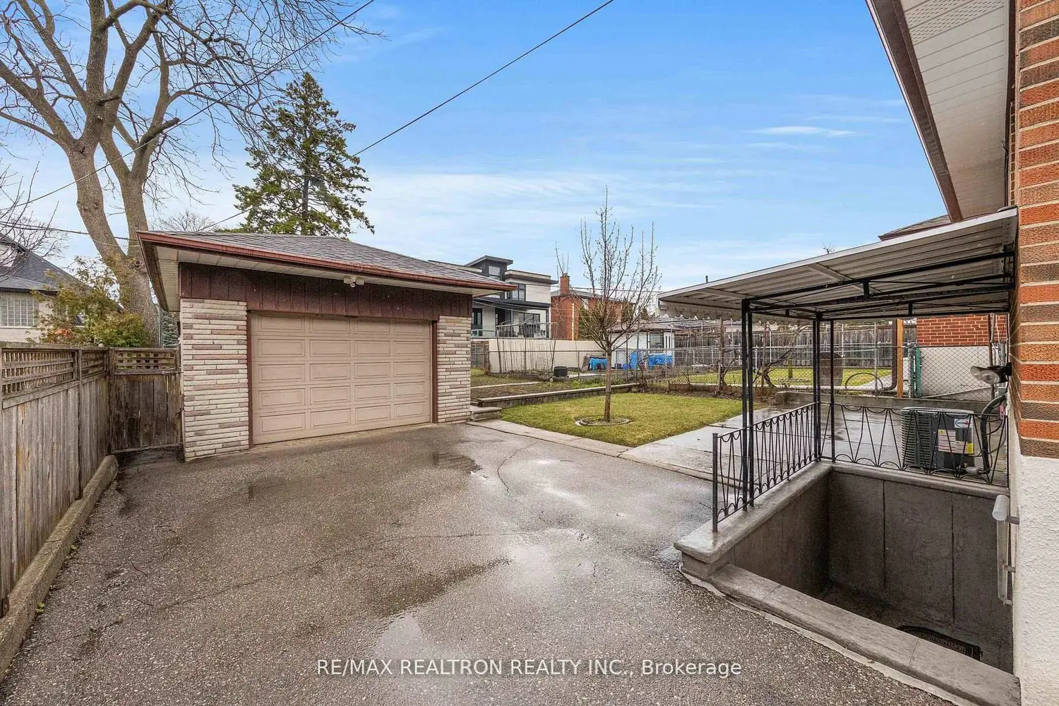 Additional image 12 of 1144 Glengrove Avenue