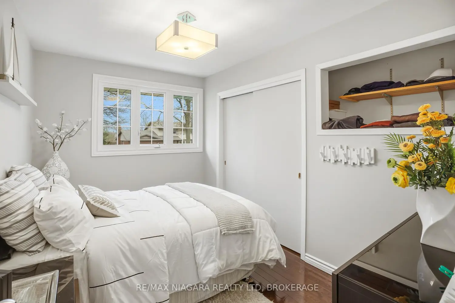227 Riverview Boulevard photo 3