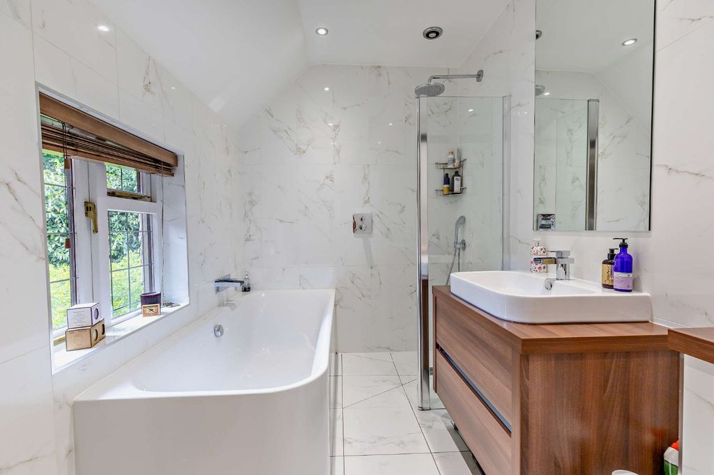 Additional image 13 of 8 bed detached house for saleFarnham Road, Churt, Farnham, Surrey GU10