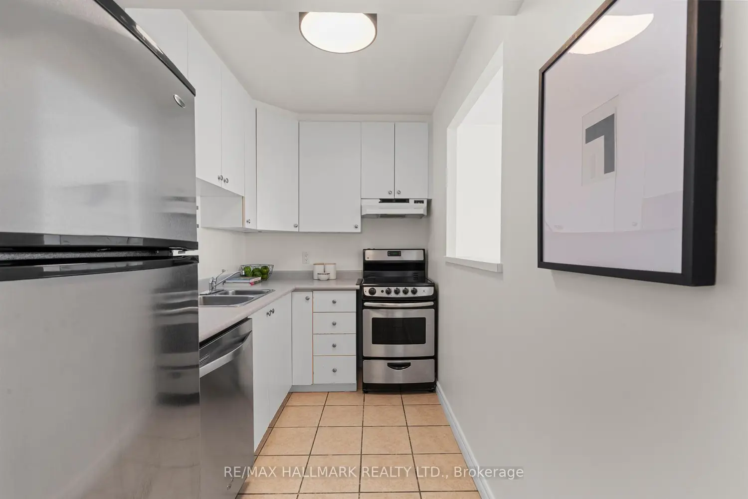 Additional image 15 of 914 Yonge Street 1506