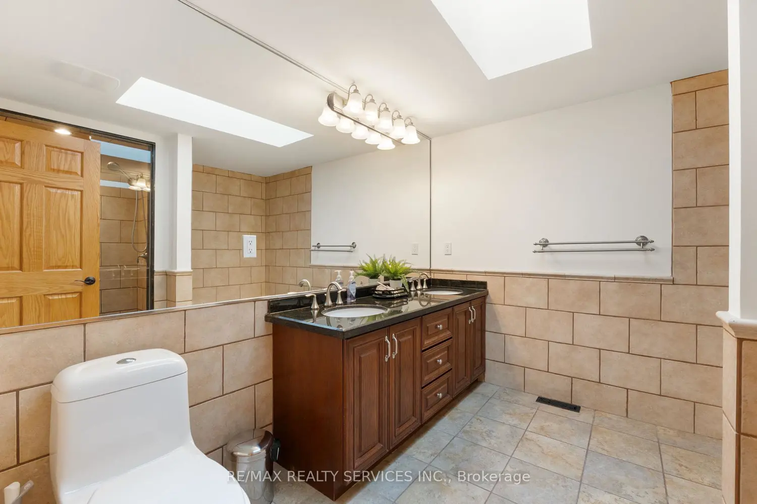 Additional image 7 of 546 Conservation Drive