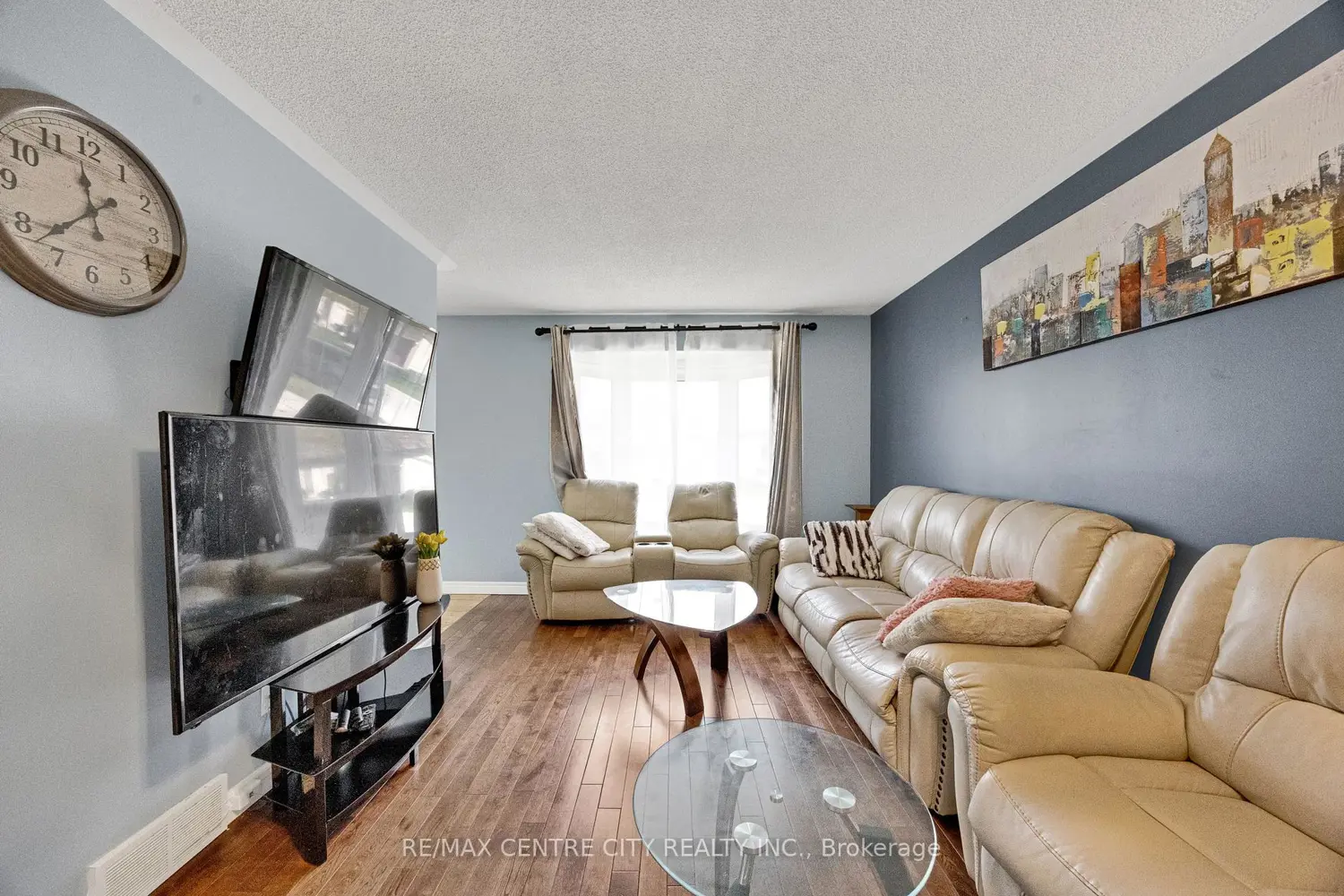276 Wildgoose Road photo 3