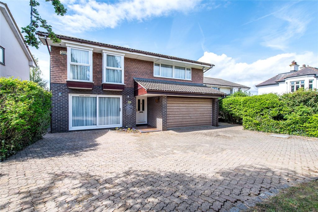 5 bed detached house for saleSinglewell Road, Gravesend, Kent DA11