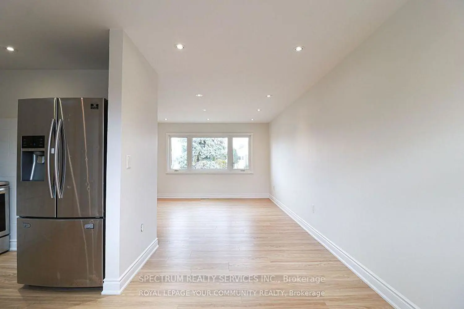 15 Golding Avenue photo 5