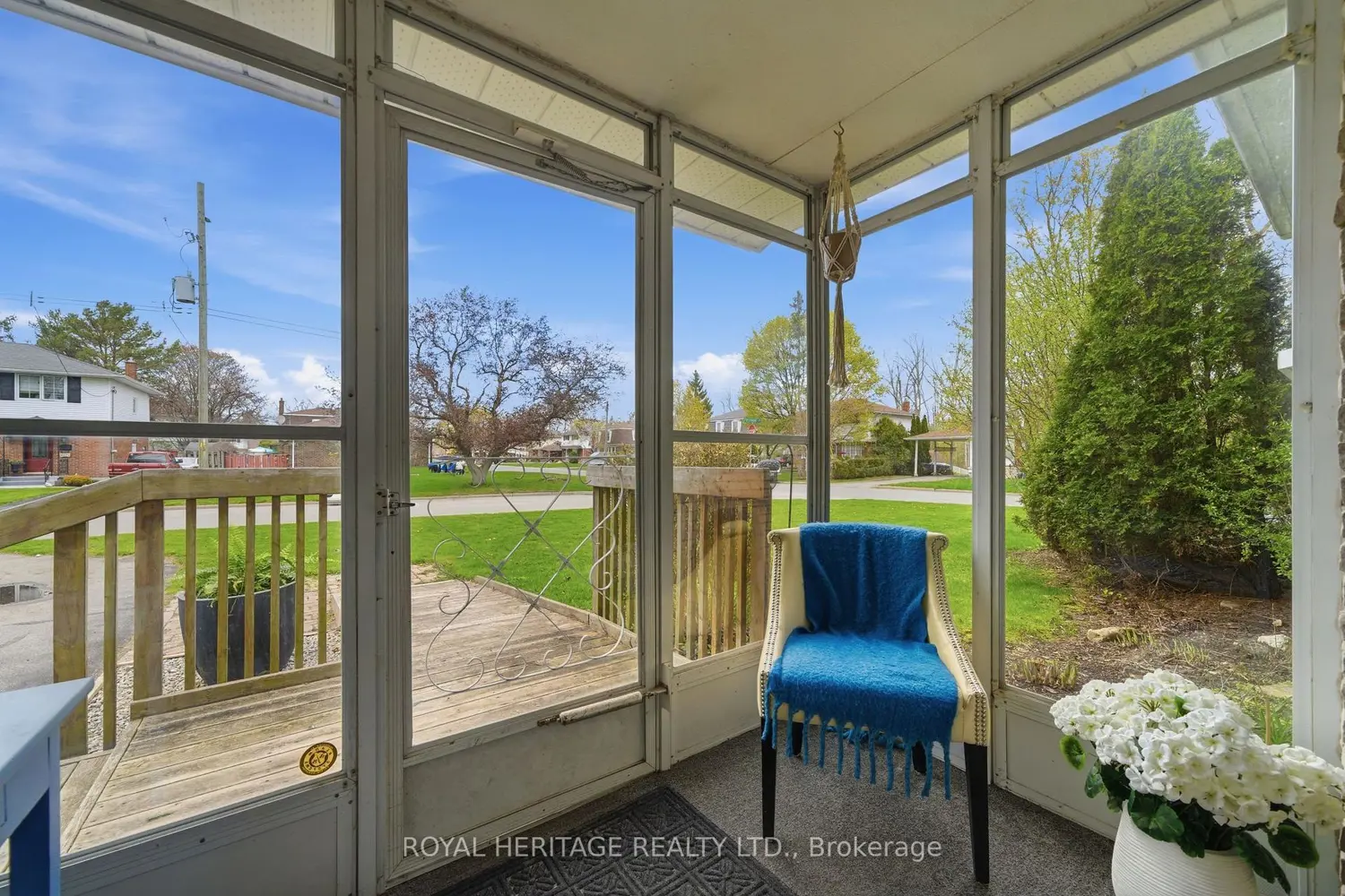 641 Freemont Road photo 2